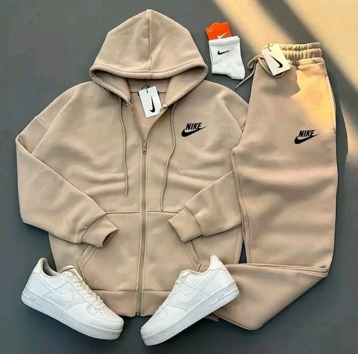 Nike Tracksuit Set - Complete Outfit_2