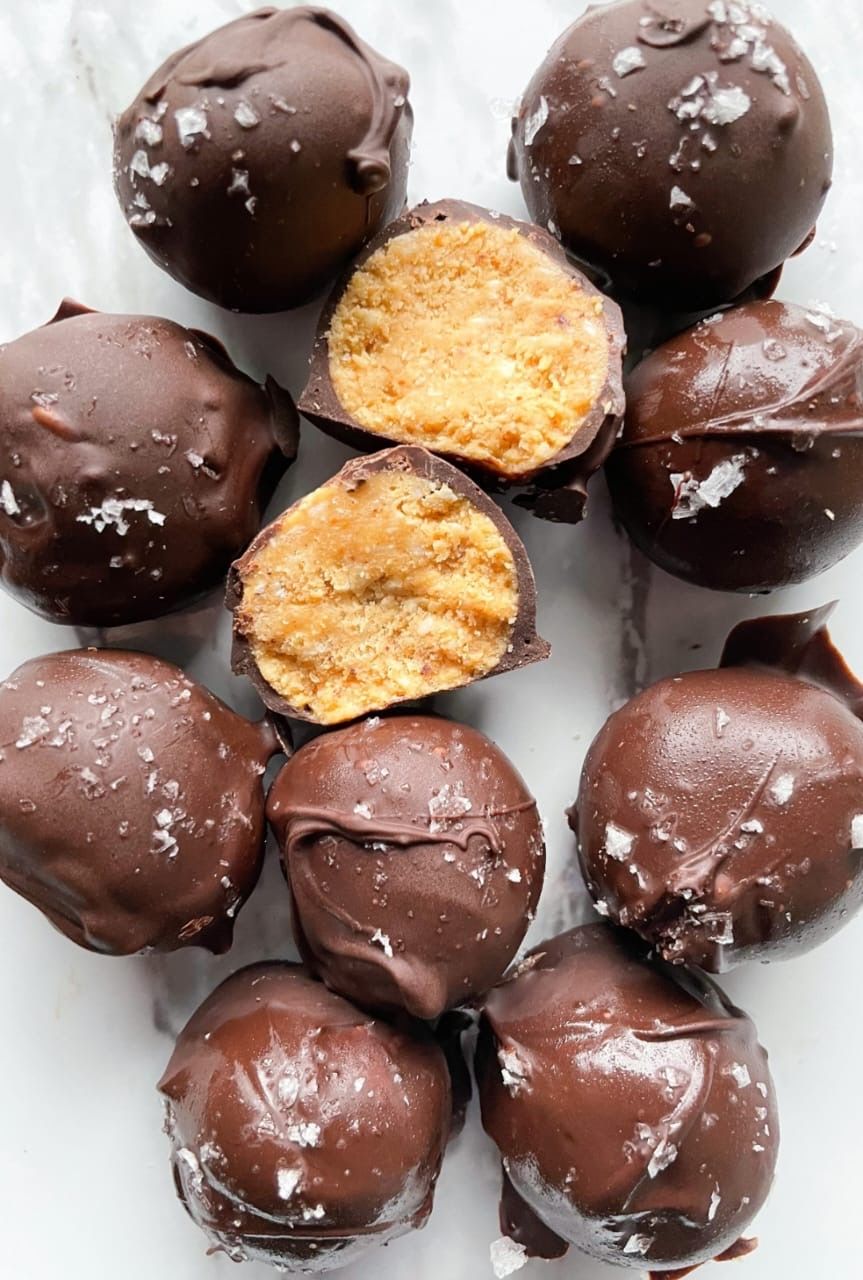 PEANUT BUTTER PROTEIN BALL_0