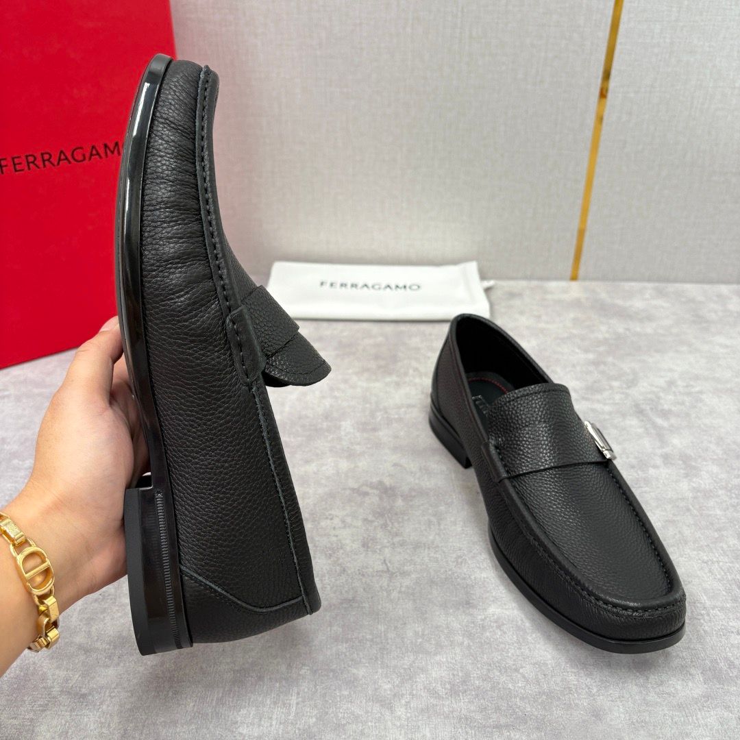 FERRAGAMO _5