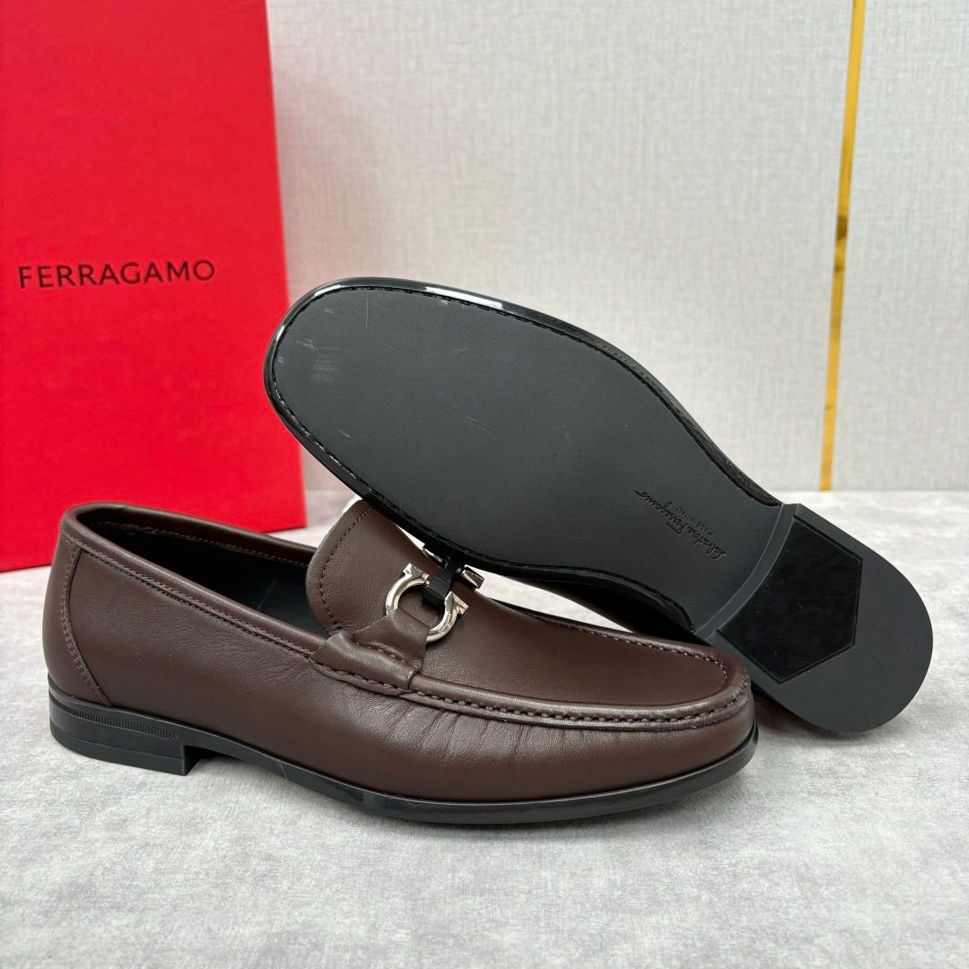 FERRAGAMO _8