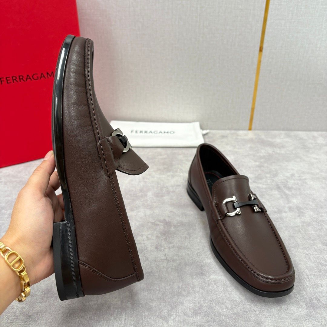 FERRAGAMO _5