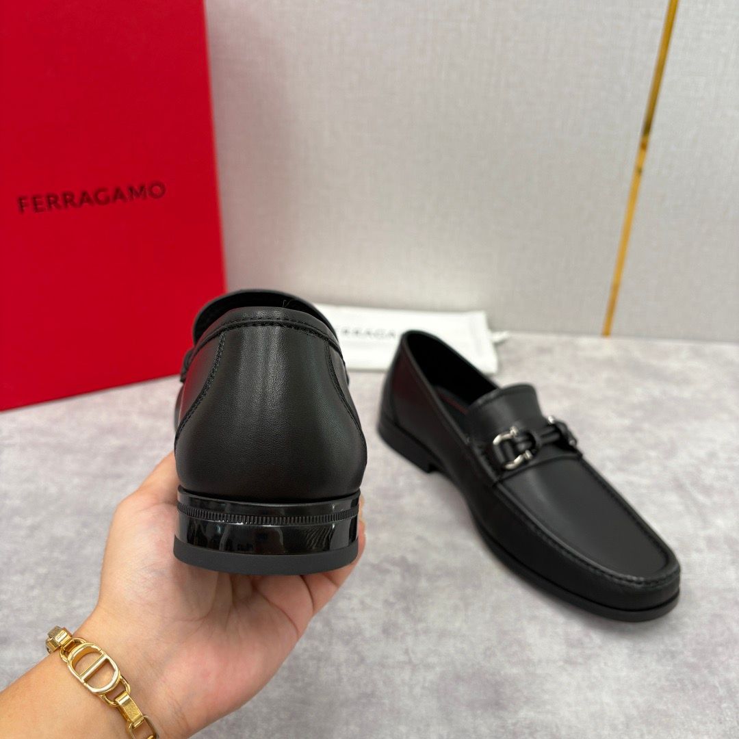 FERRAGAMO _6
