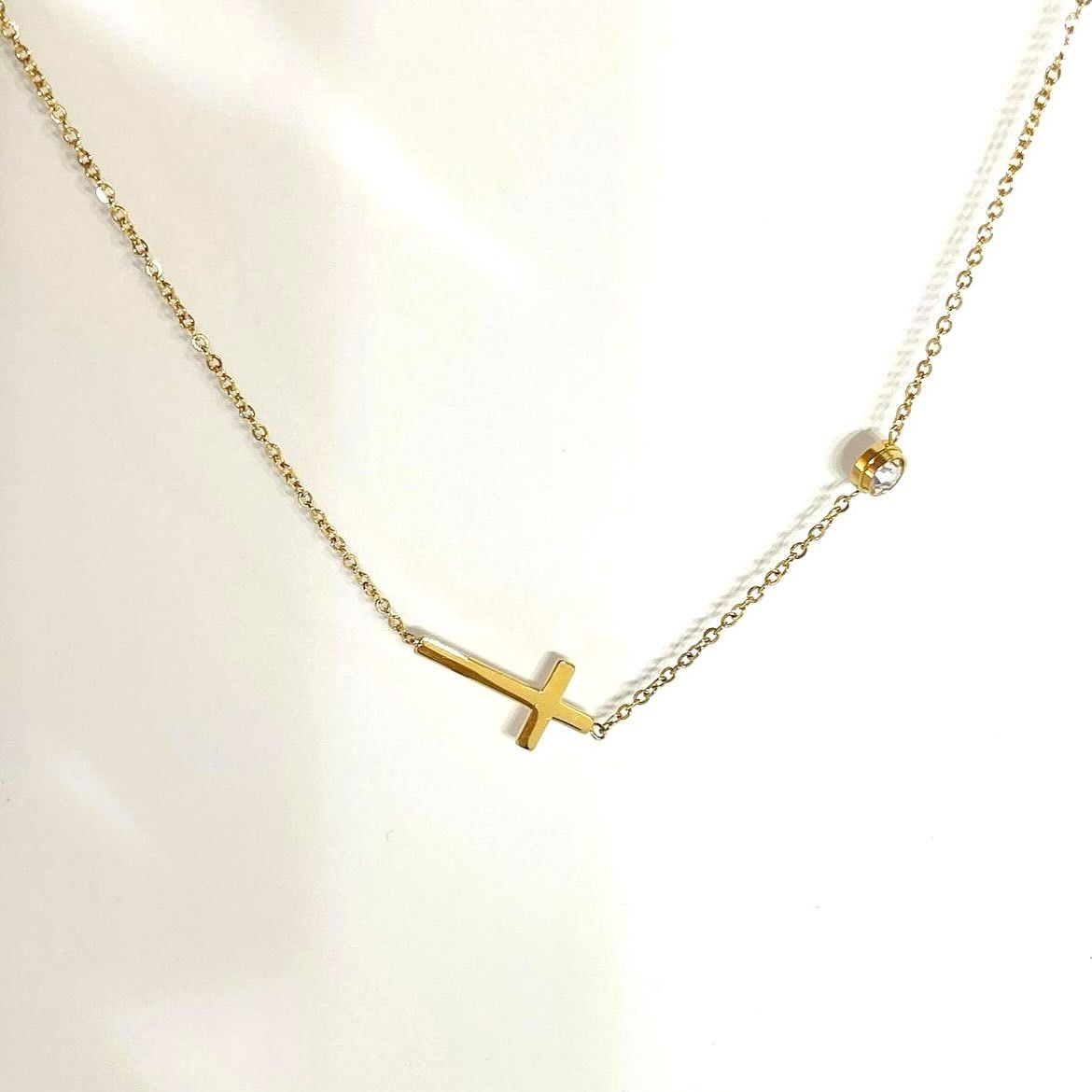 Cross necklace_0