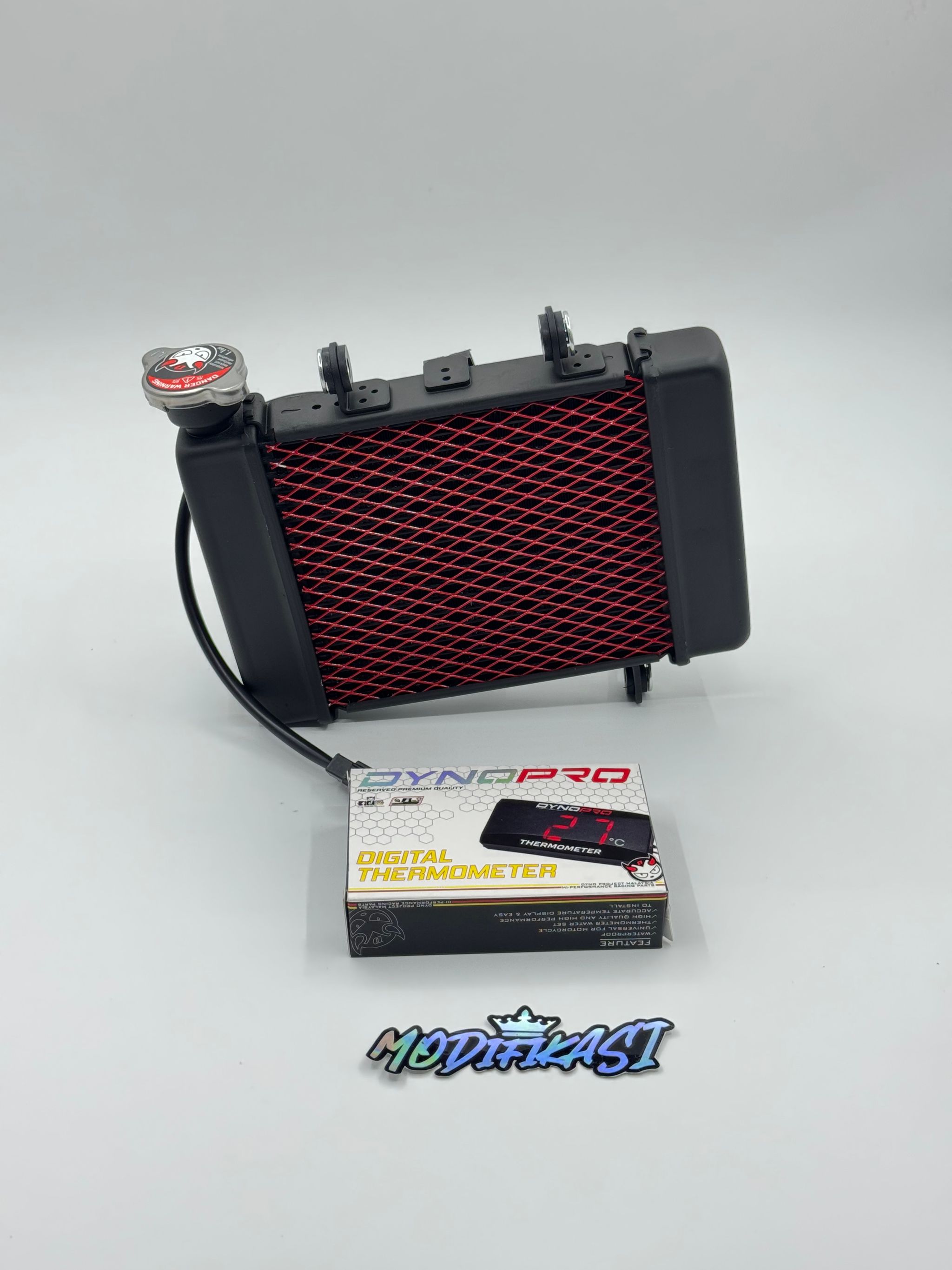 Dynopro 600ml Radiator with temp meter_1