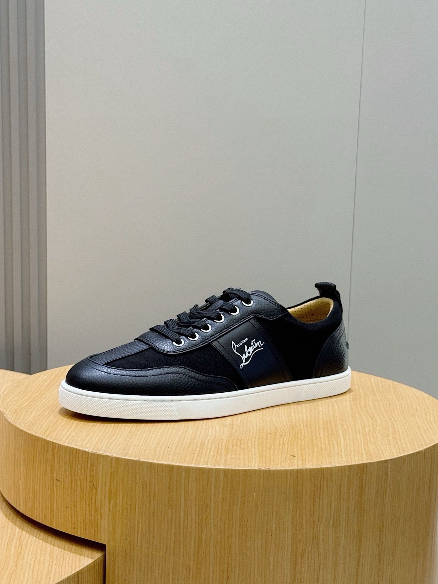 Christian Louboutin_2