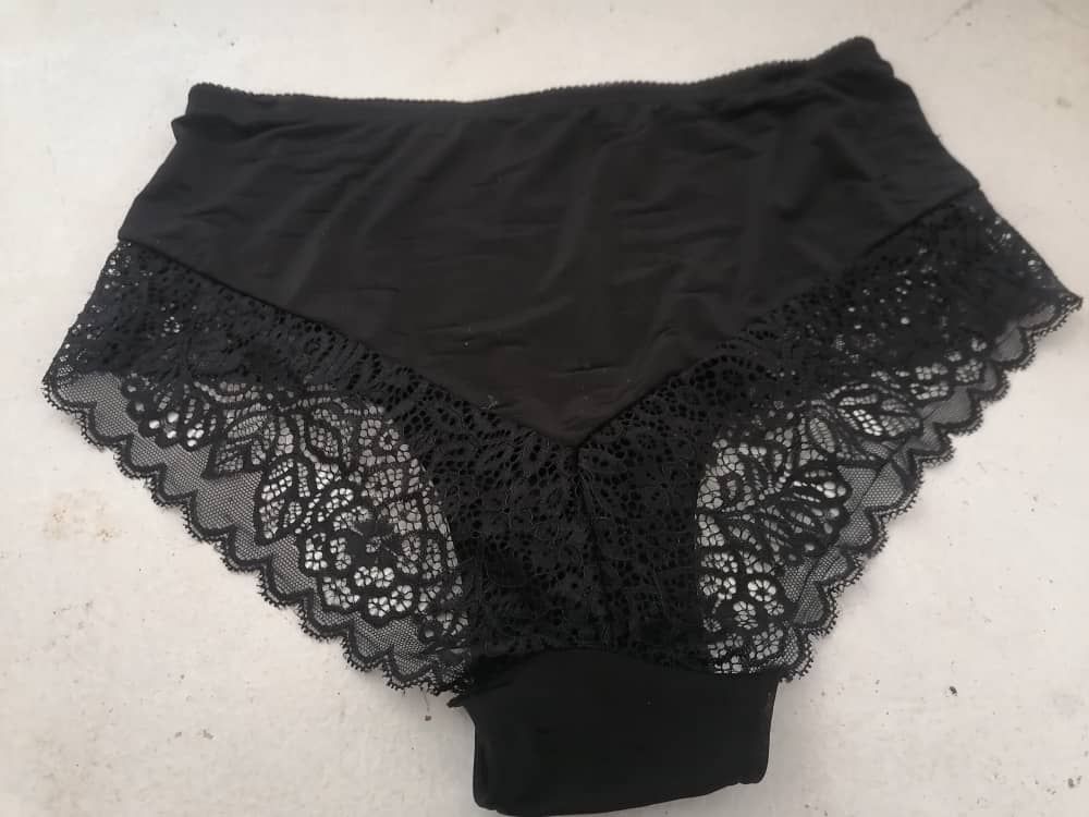 Shelley Black full panties_1