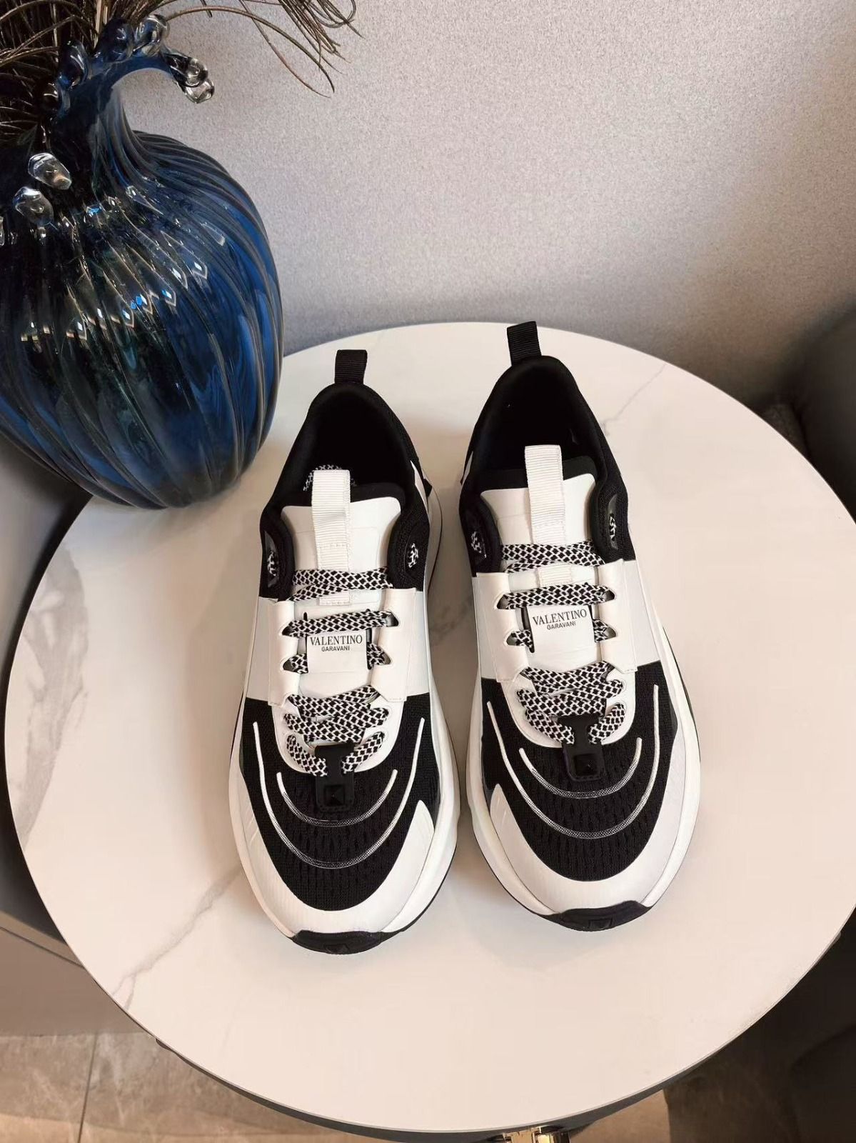 Multi True Act Sneakers_0