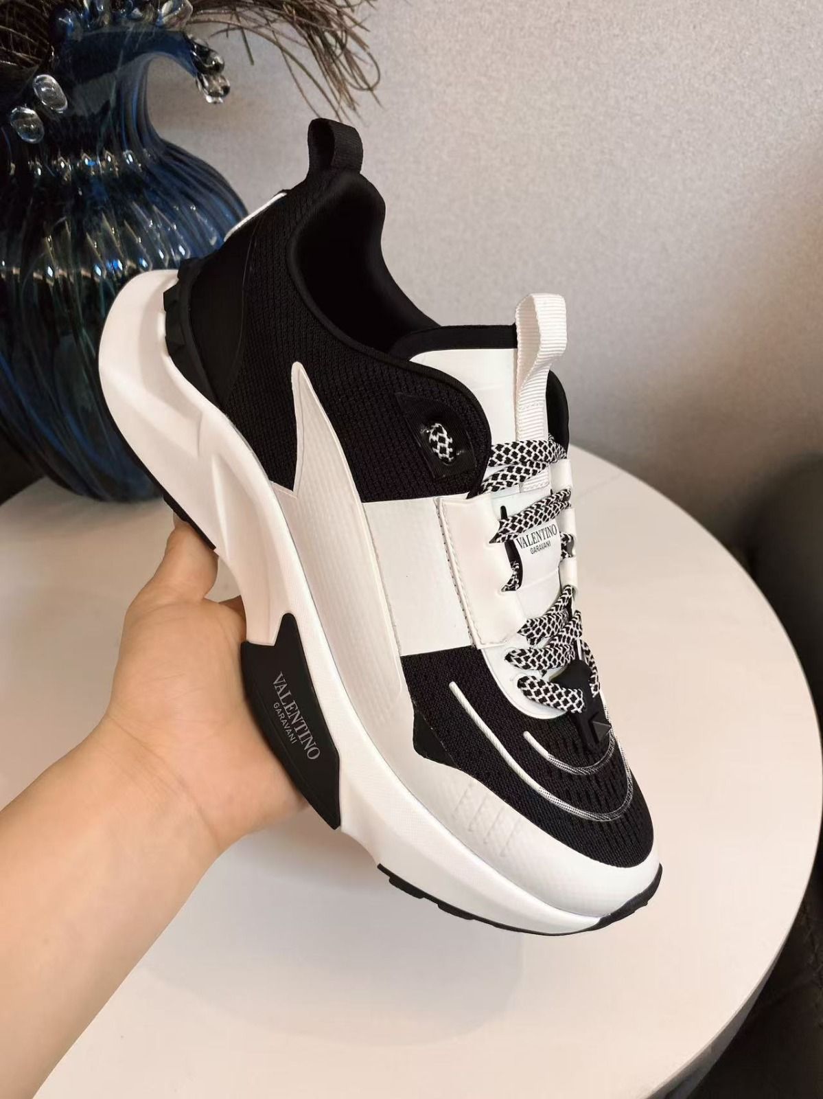 Multi True Act Sneakers_1