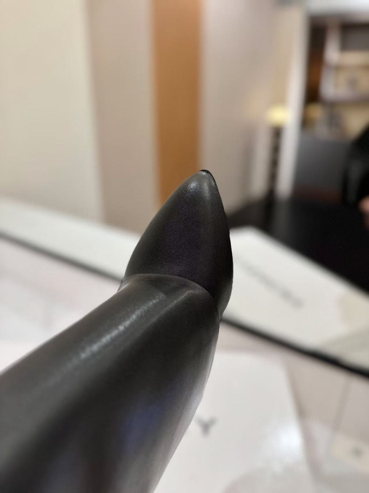 Shark Lock Wide Boots_1