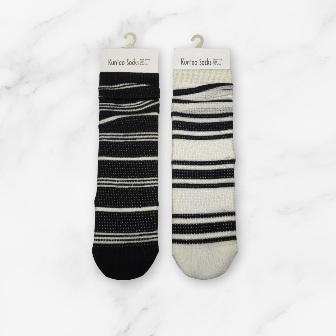 [10094] - 2 Pairs Women’s Bamboo High-Cut Crew Socks – Soft, Breathable & Eco-Friendly Comfort _9