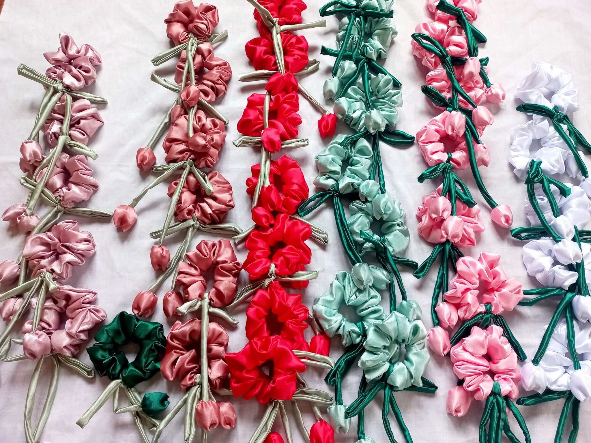 Wholesale Tulip Flower Scrunchie_3