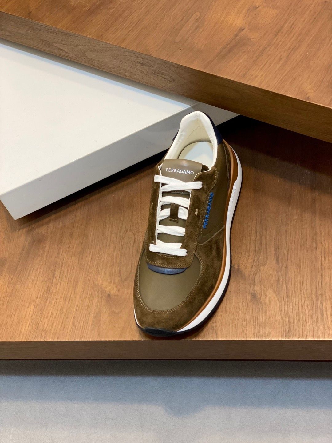 Ferragamo _2