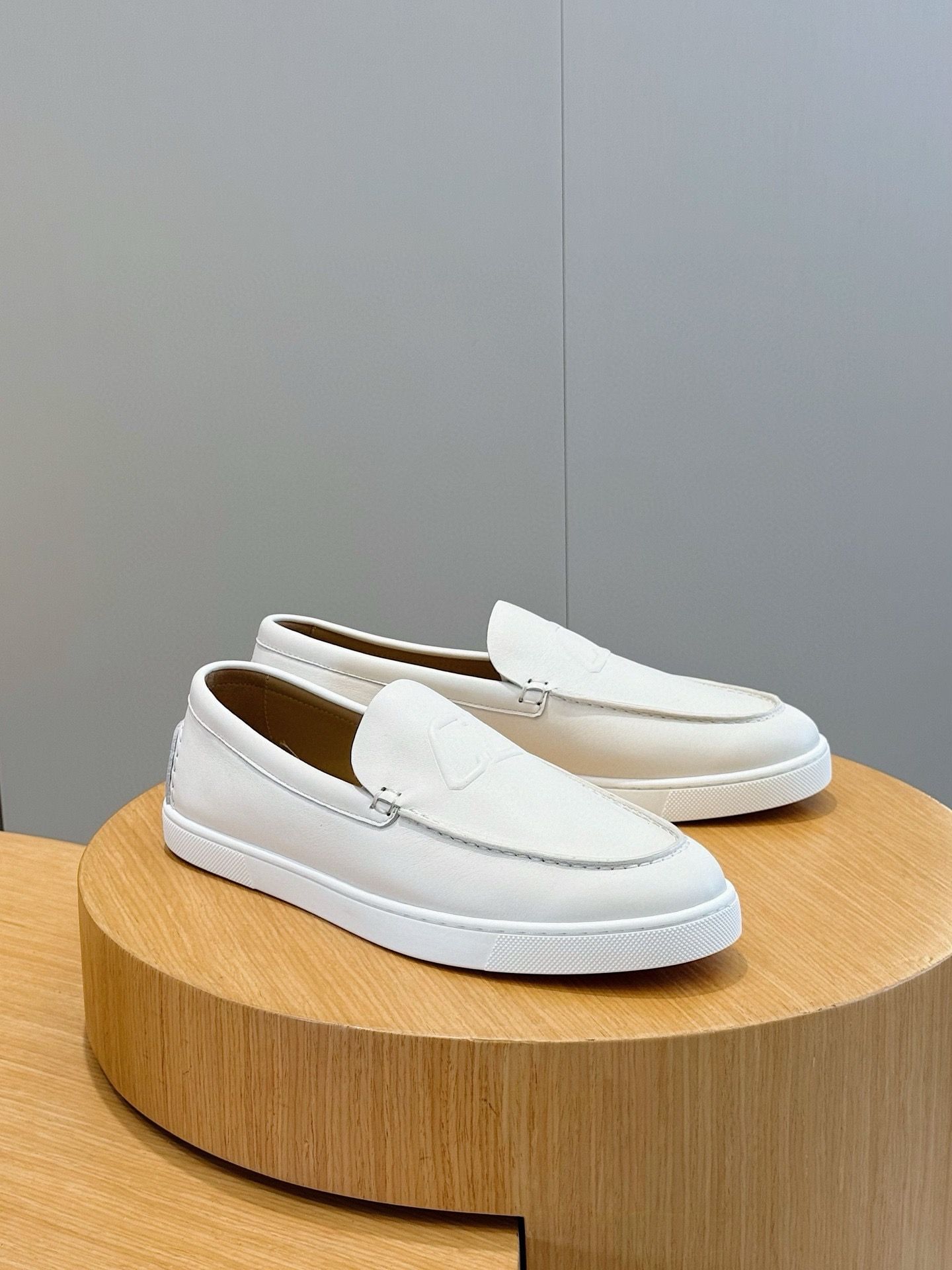 Christian Louboutin _0