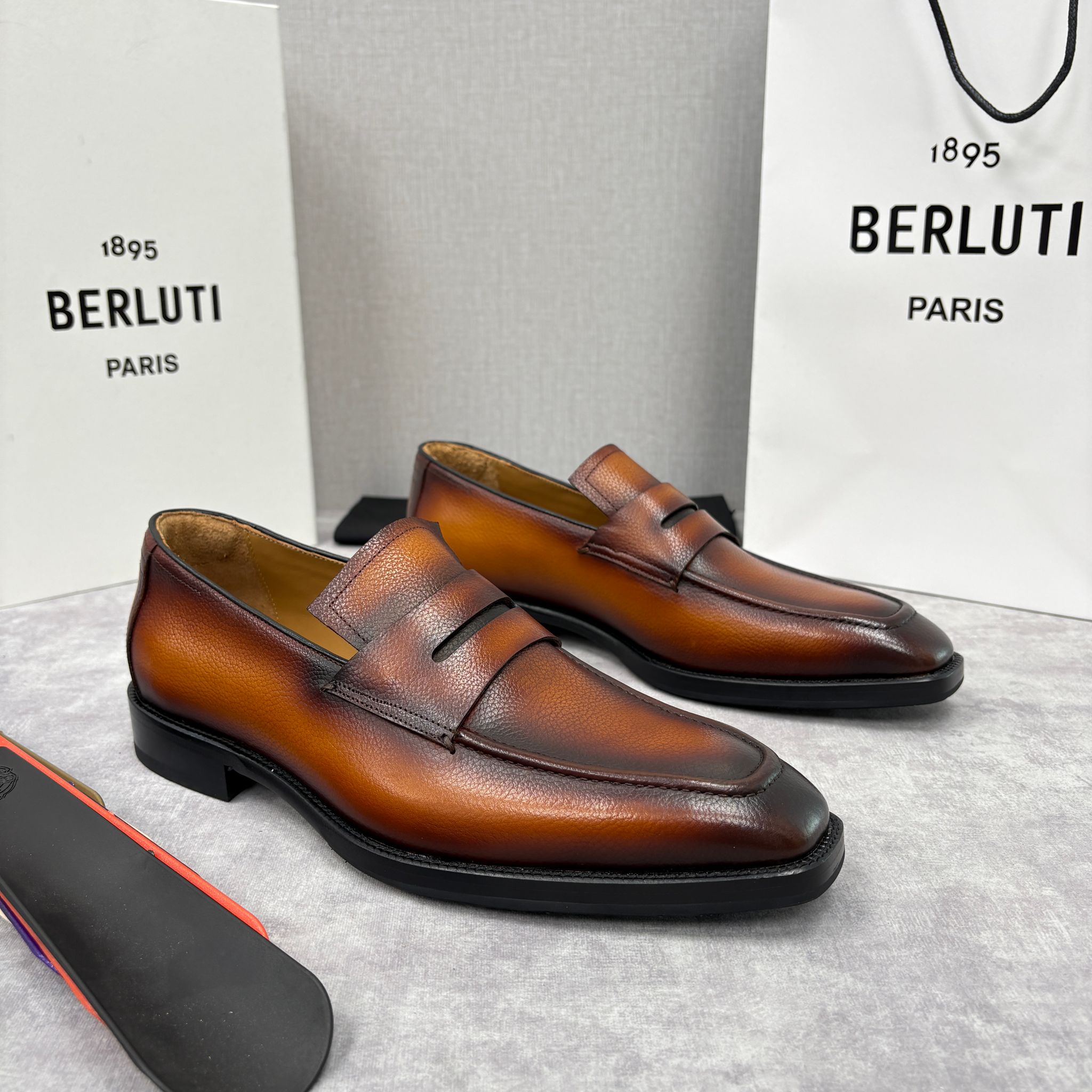 Berluti _0