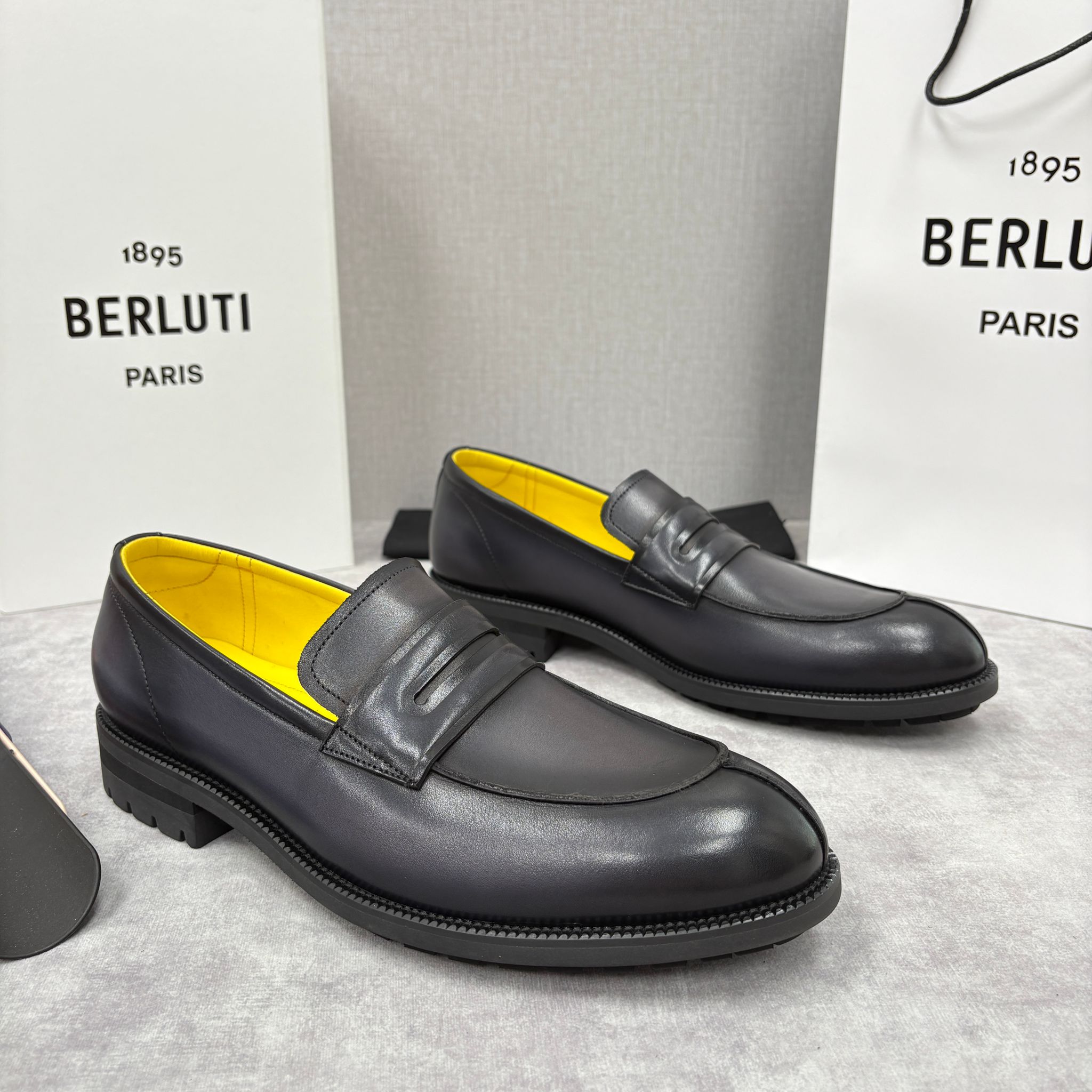 Berluti _0