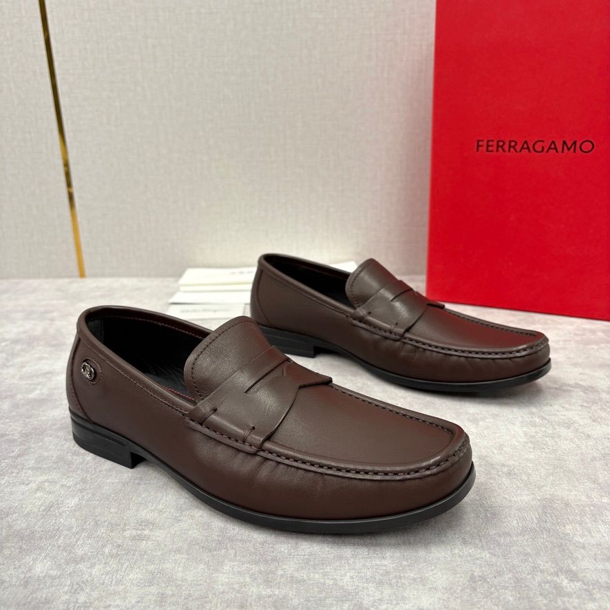 Salvatore Ferragamo _0