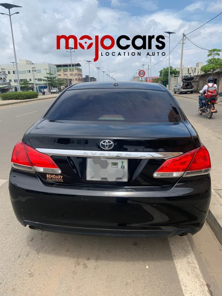 TOYOTA AVALON 2012_7