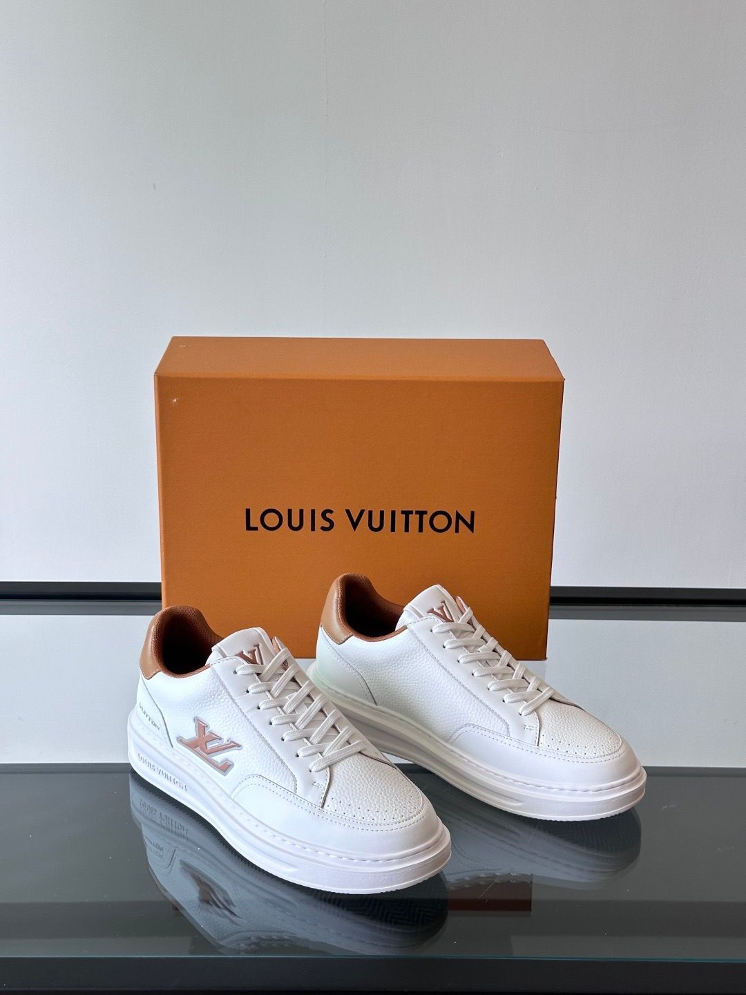 Louis Vuitton  _4