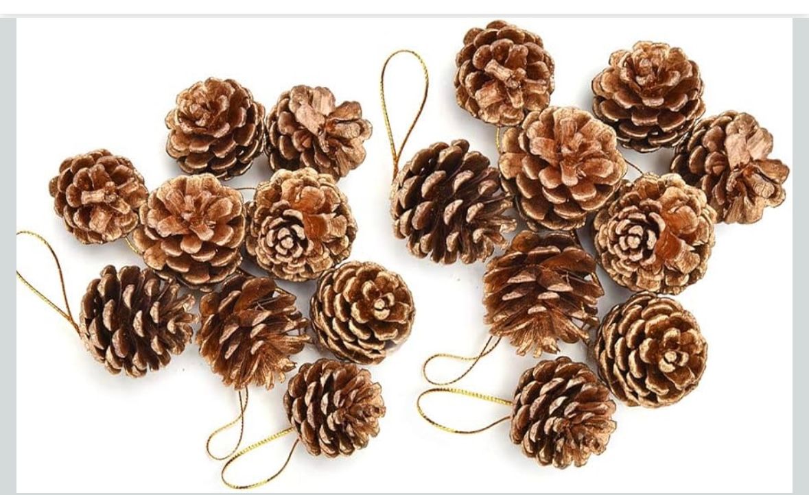 Golden Pinecone Christmas Tree_0