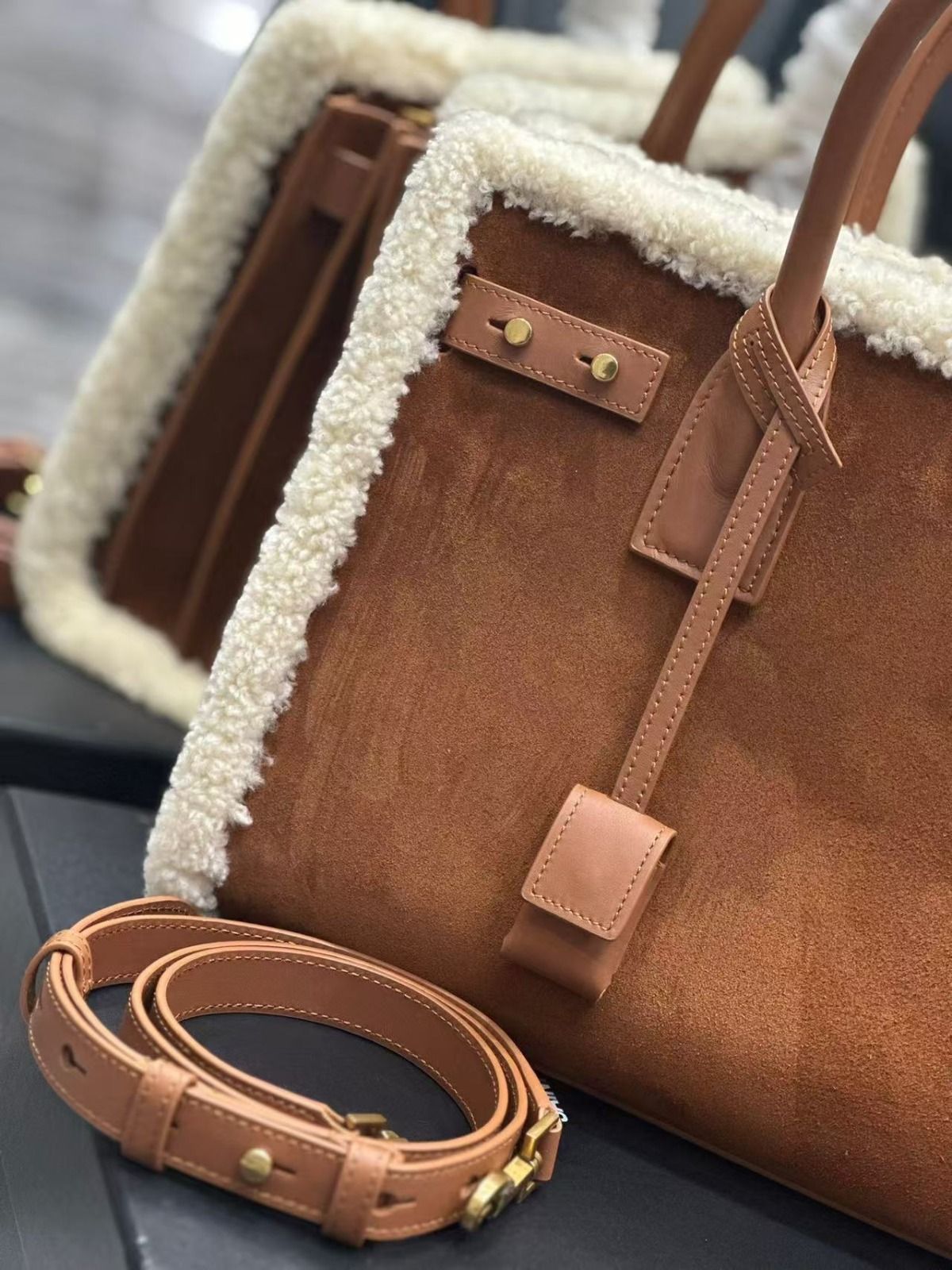 Sac de Jour (Suede & Shearling)_6