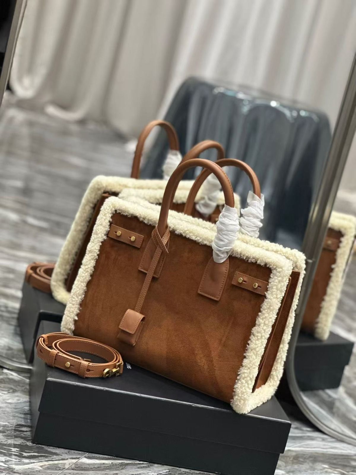 Sac de Jour (Suede & Shearling)_2