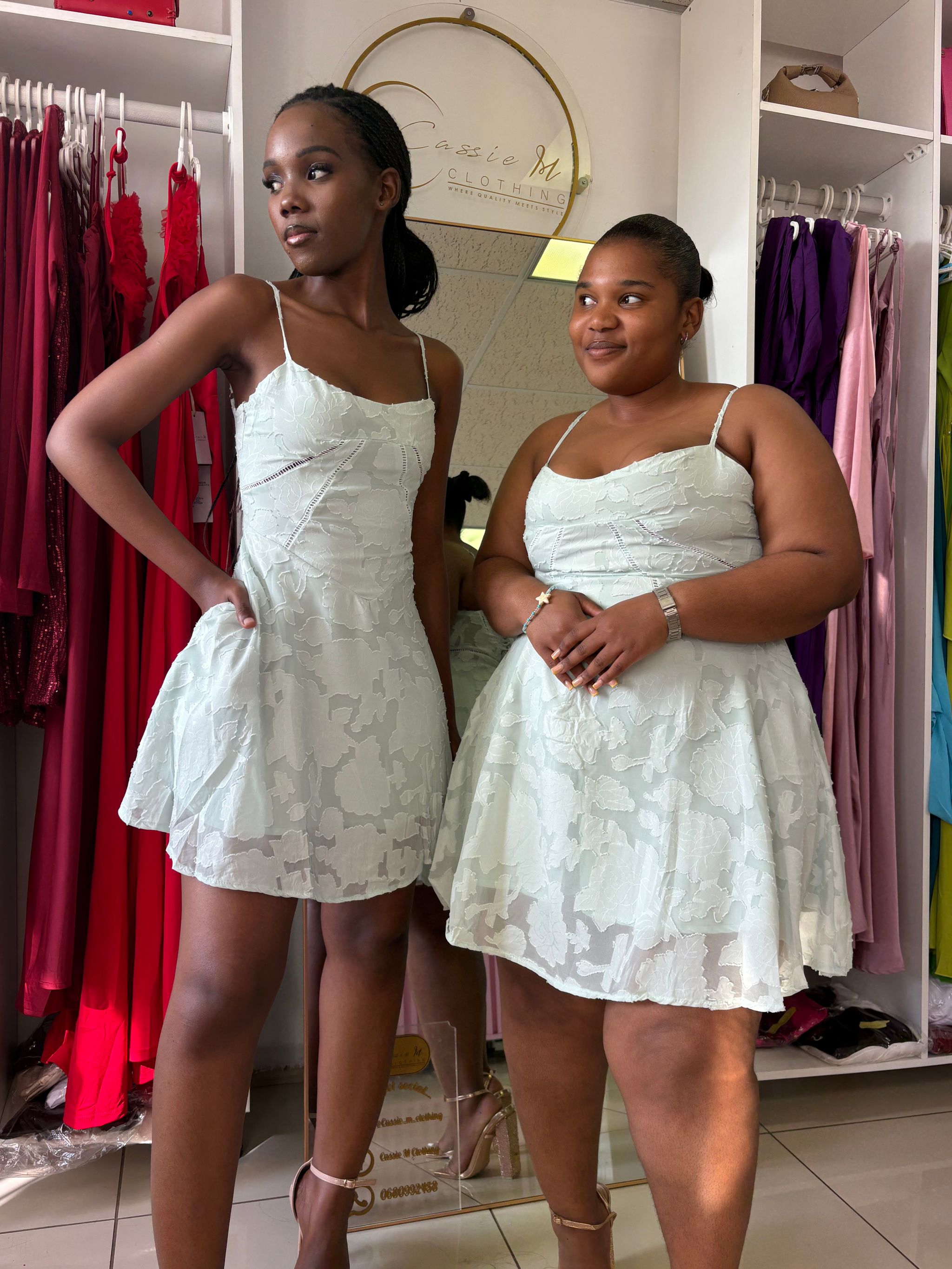 Fleur embroidered mini_0