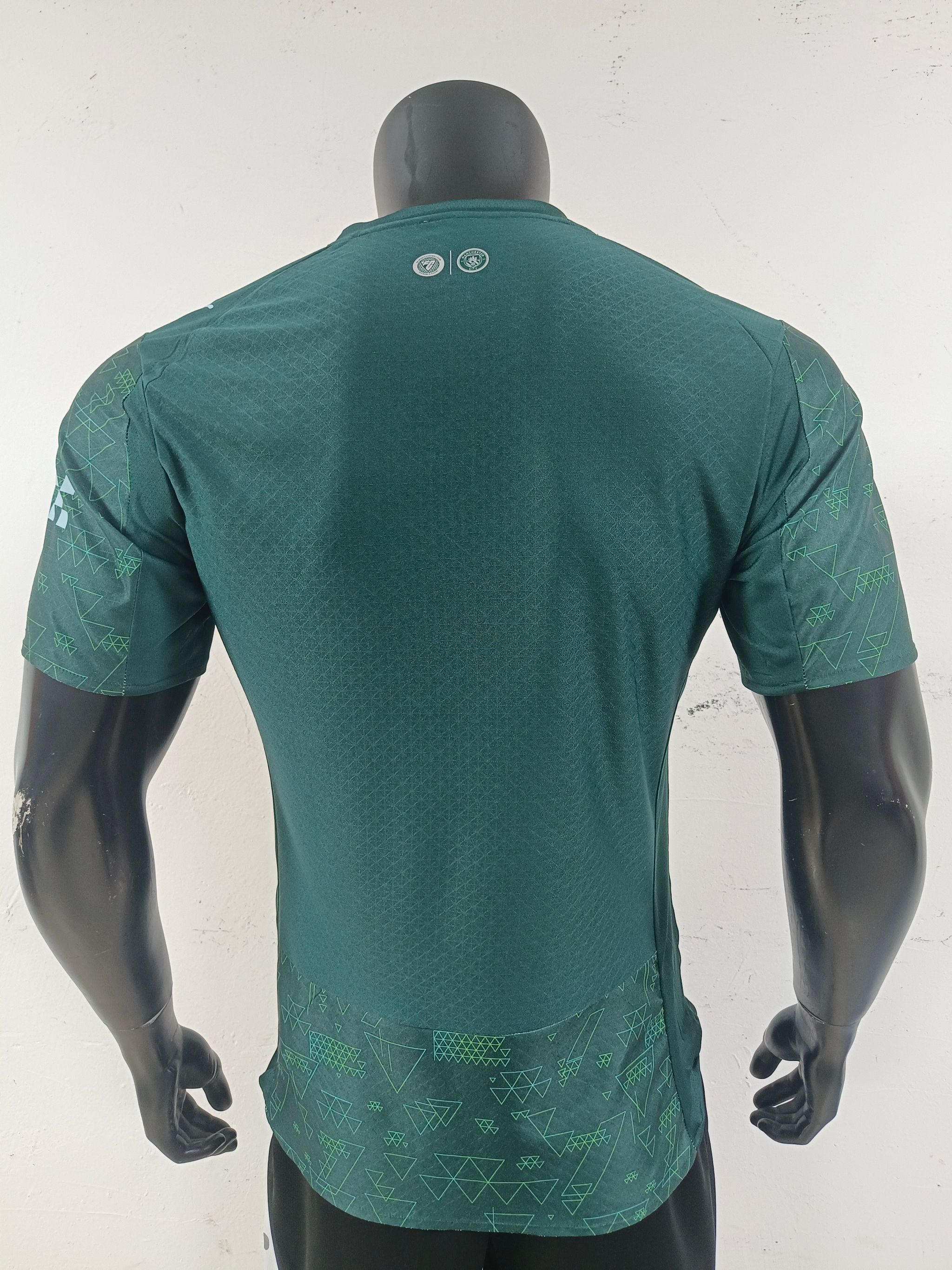 Manchester City 2025/26 Fourth Shirt (Green / Yellow)_1