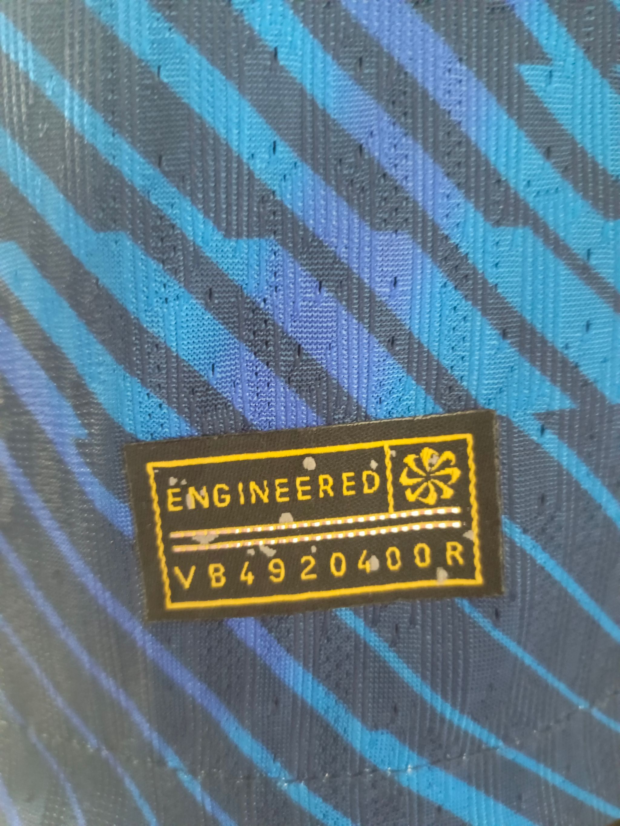 France 2026 Home Shirt (Navy / Gold / White)_4