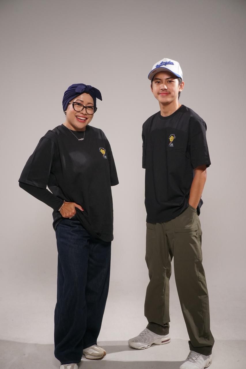 Oversized T-Shirt (ASG14) Design 1 (Pixelated)_12