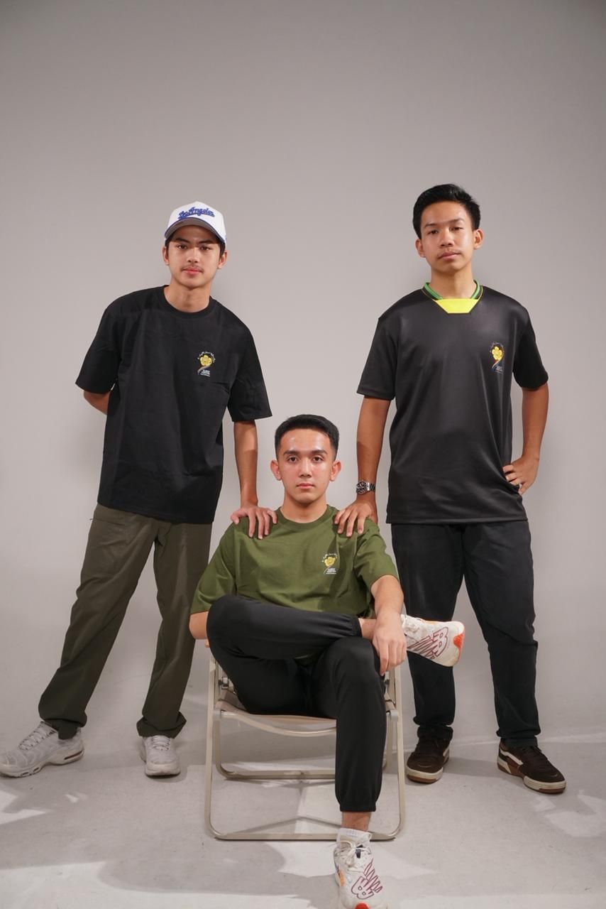 Oversized T-Shirt (ASG14) Design 1 (Pixelated)_10