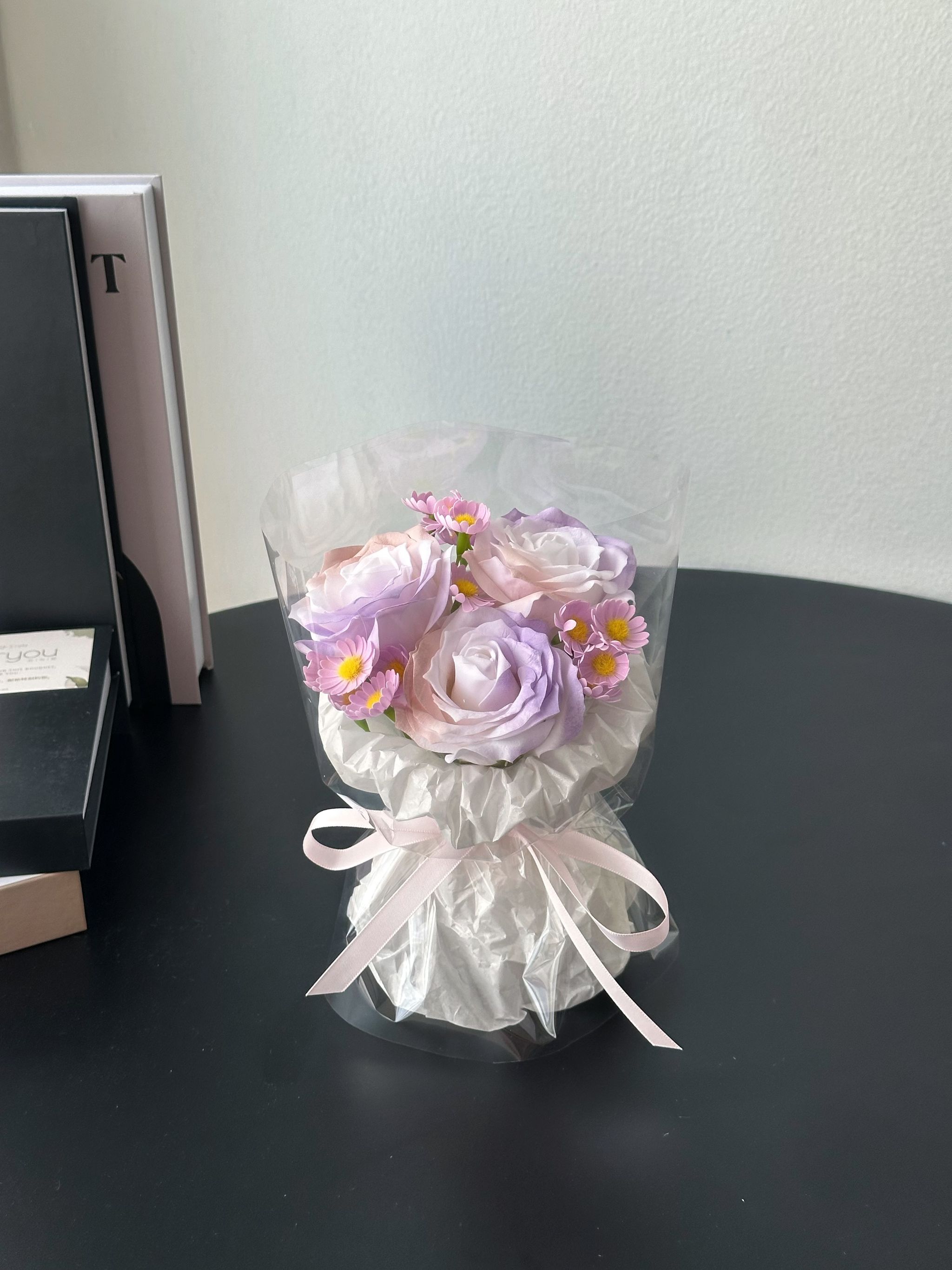 3 Stalk Soap Rose Daisy Round Bouquet  _0