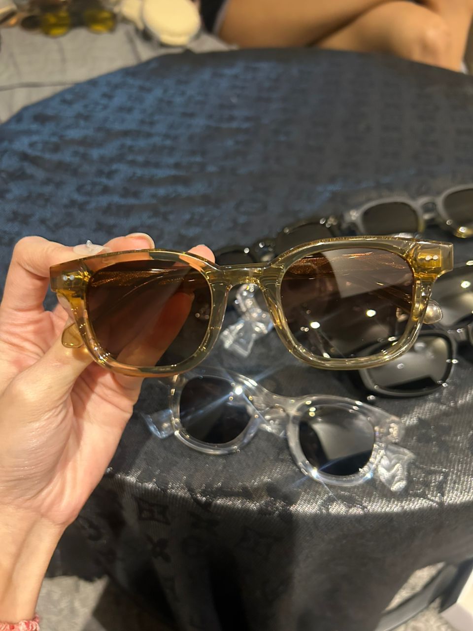 แว่นตากันแดด🕶️ กรองแสง ☀️ใส่เก็บทรงงับน้อนๆ💖พร้อมกล่อง⚡️_10