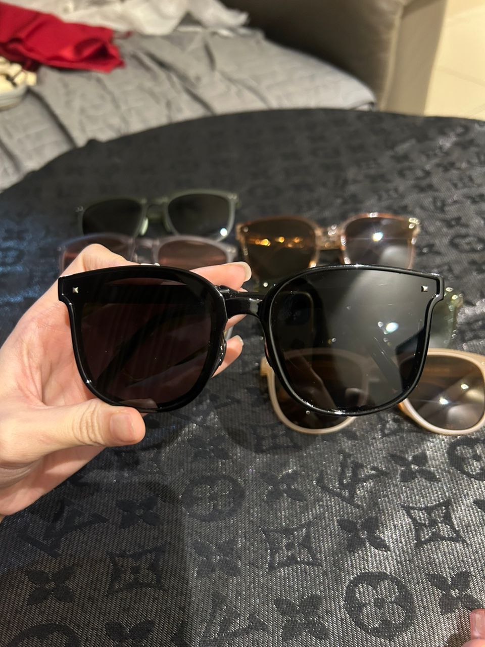 แว่นตากันแดด🕶️ กรองแสง ☀️ใส่เก็บทรงงับน้อนๆ💖พร้อมกล่อง⚡️_11