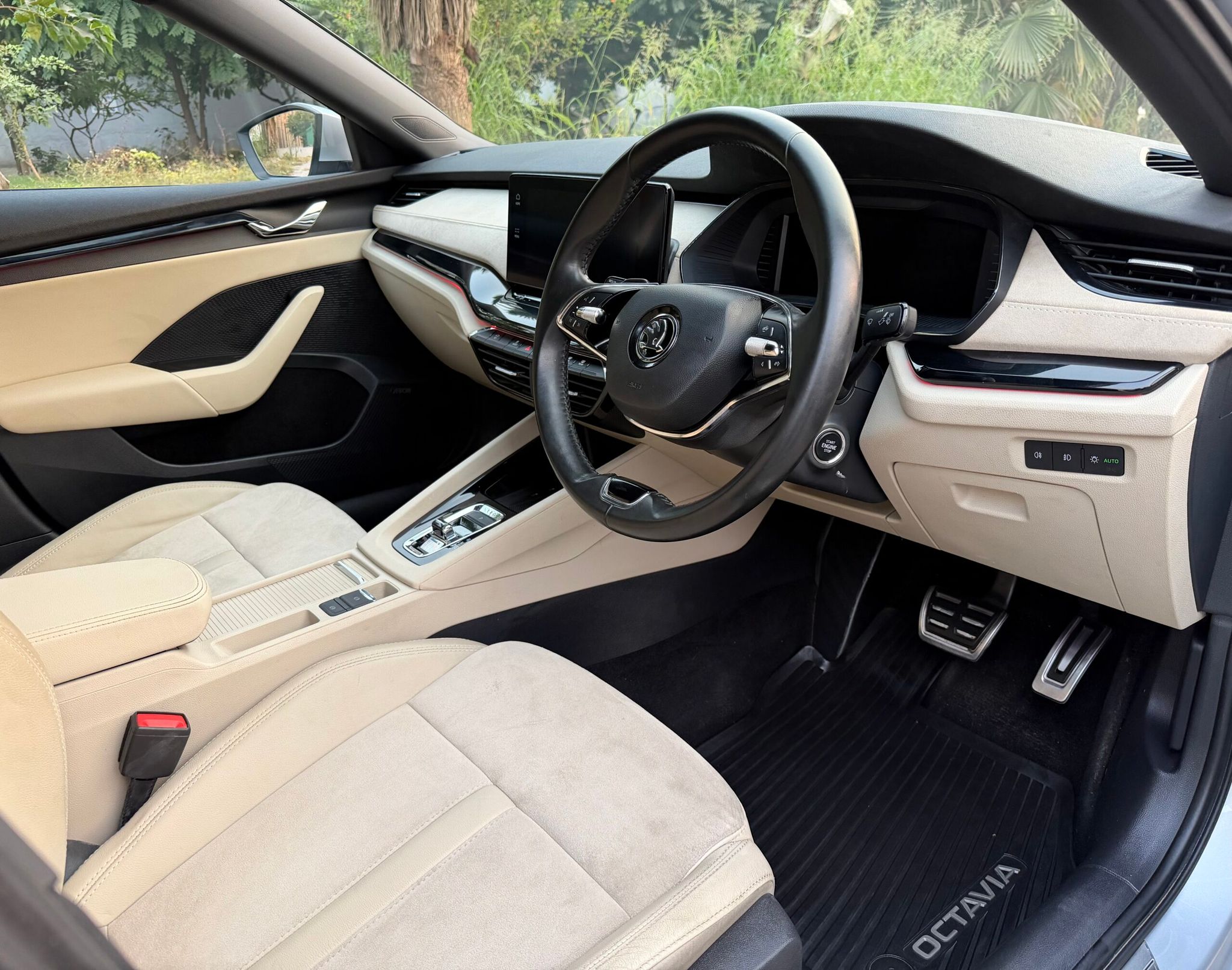 Skoda Octavia | Petrol | Delhi | 2021_7