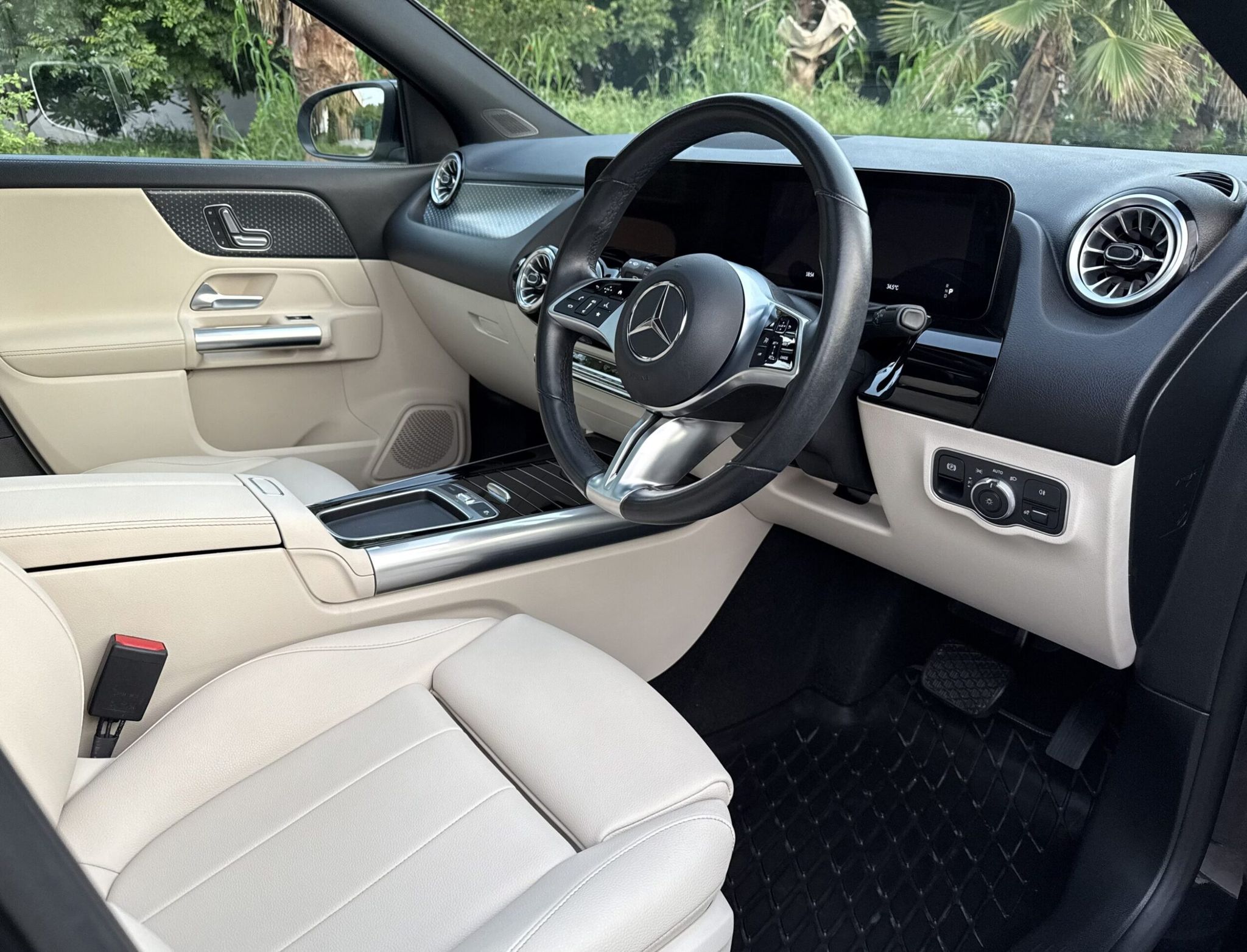 Mercedes GLA200 | Petrol | Haryana | 2024_7