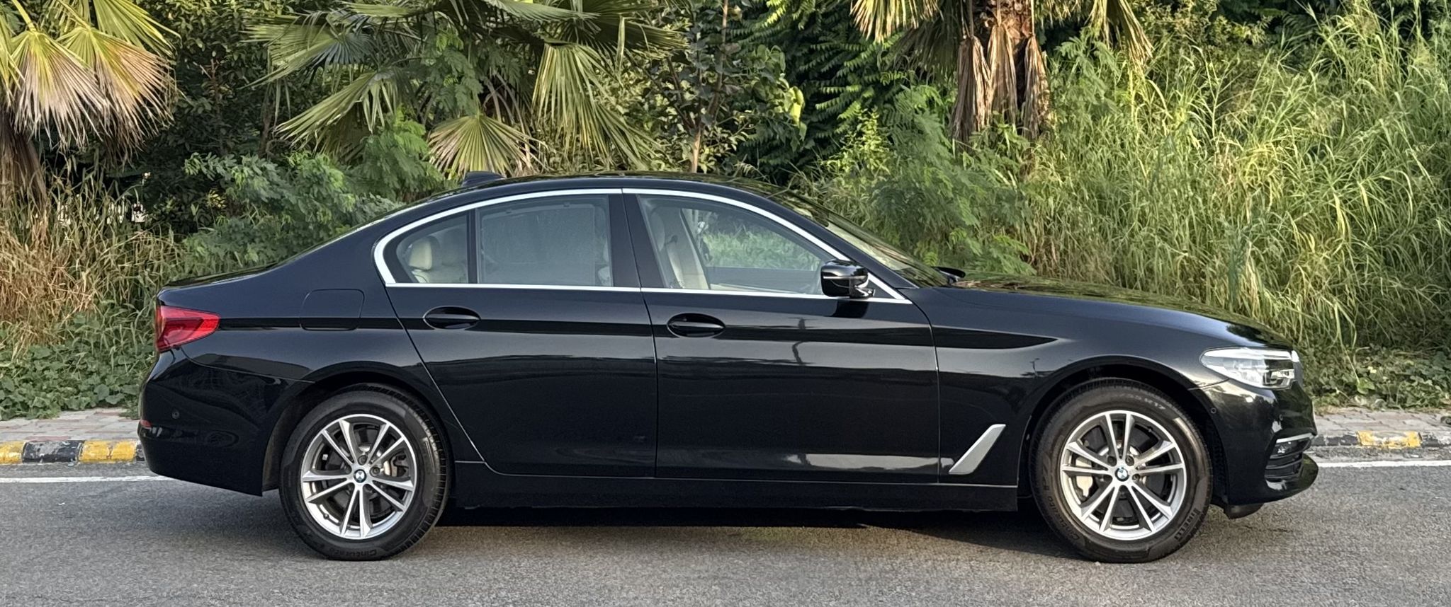 BMW 530i | Petrol | Uttar Pradesh | 2020_2