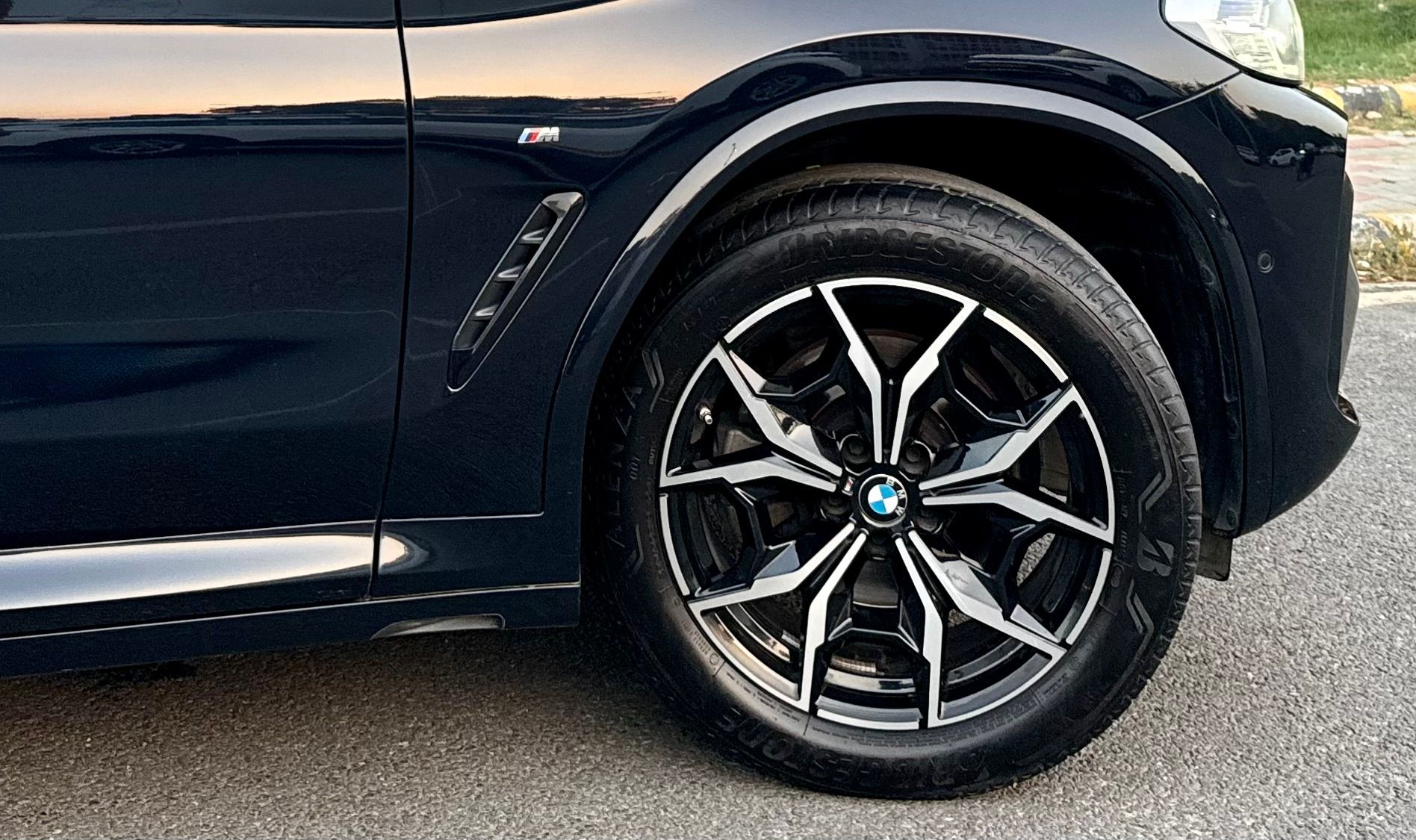 BMW X3 | Petrol | Uttar Pradesh | 2023_10