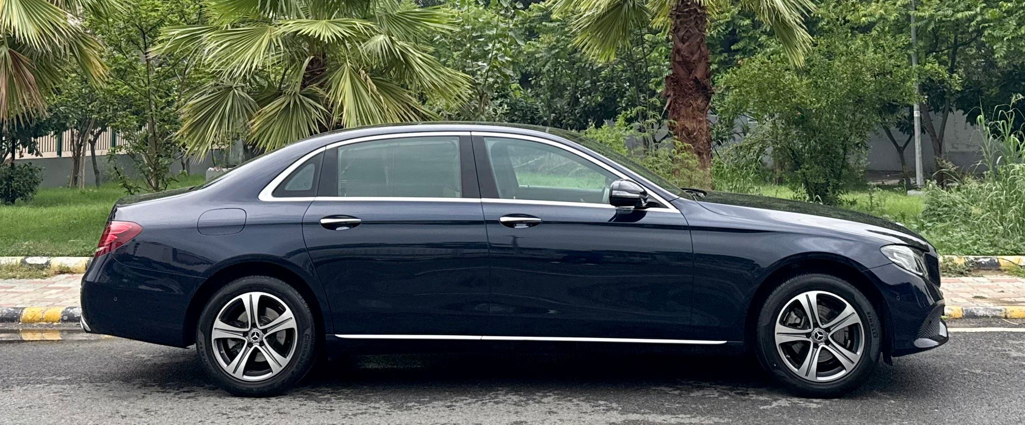 Mercedes E200 | Petrol | Uttar Pradesh | 2019_2