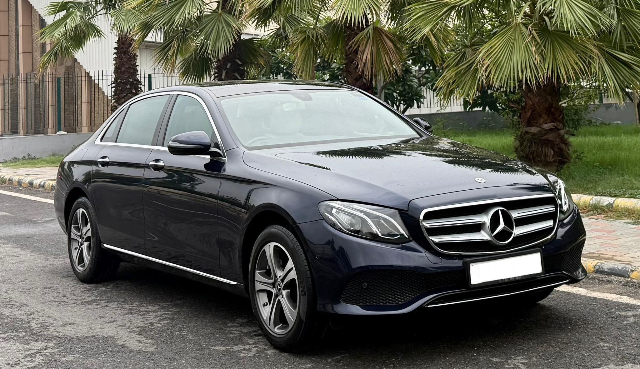 Mercedes E200 | Petrol | Uttar Pradesh | 2019_1