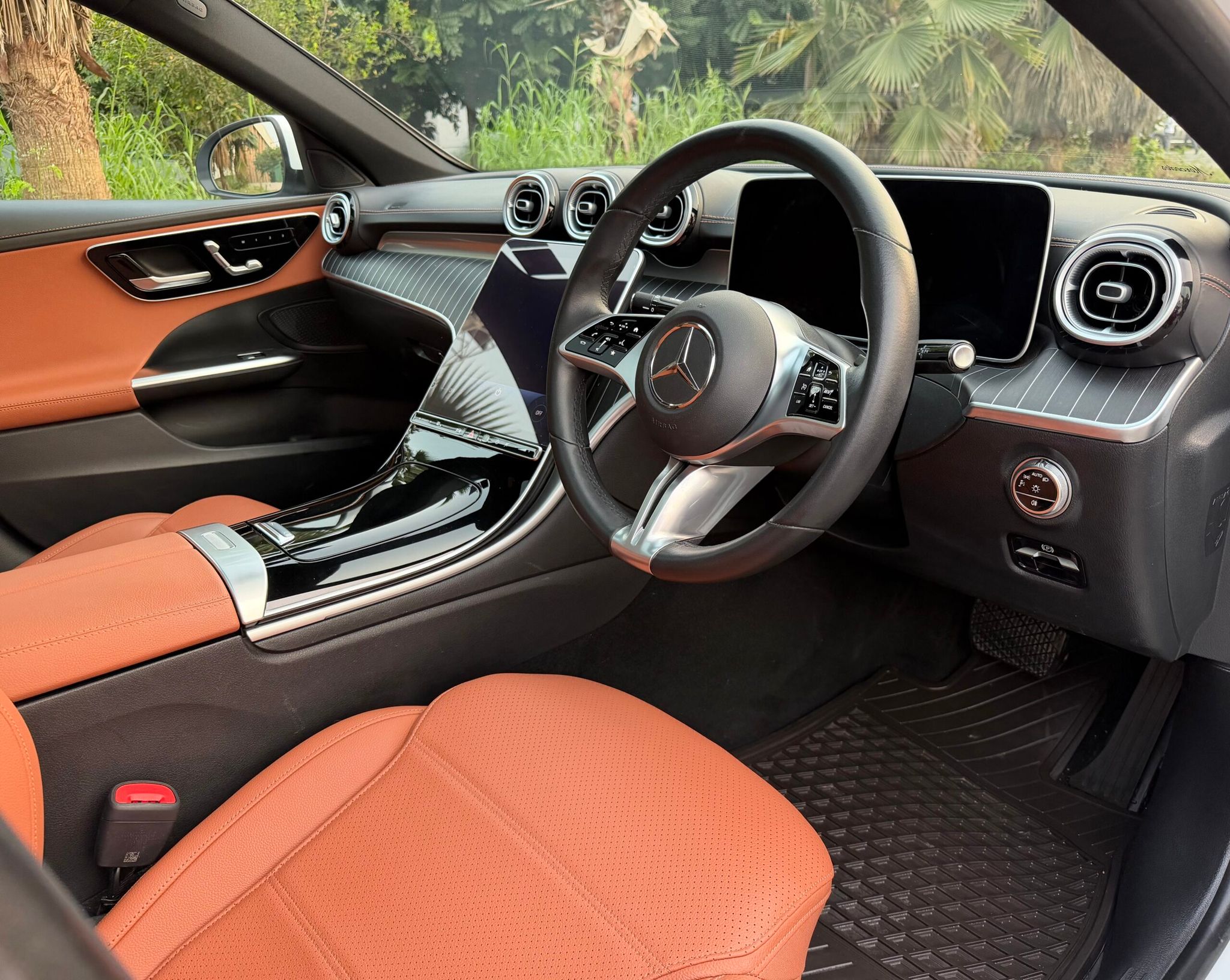 Mercedes C200 | Petrol | Chandigarh | 2024_7