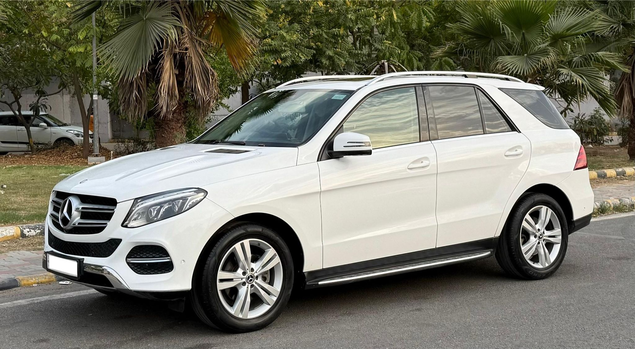 Mercedes GLE350D | Diesel | Delhi | 2016_3