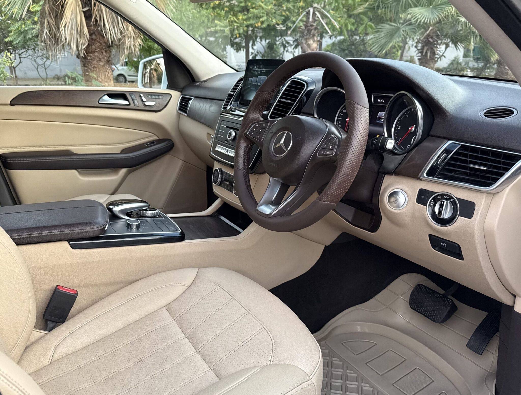 Mercedes GLE350D | Diesel | Delhi | 2016_7