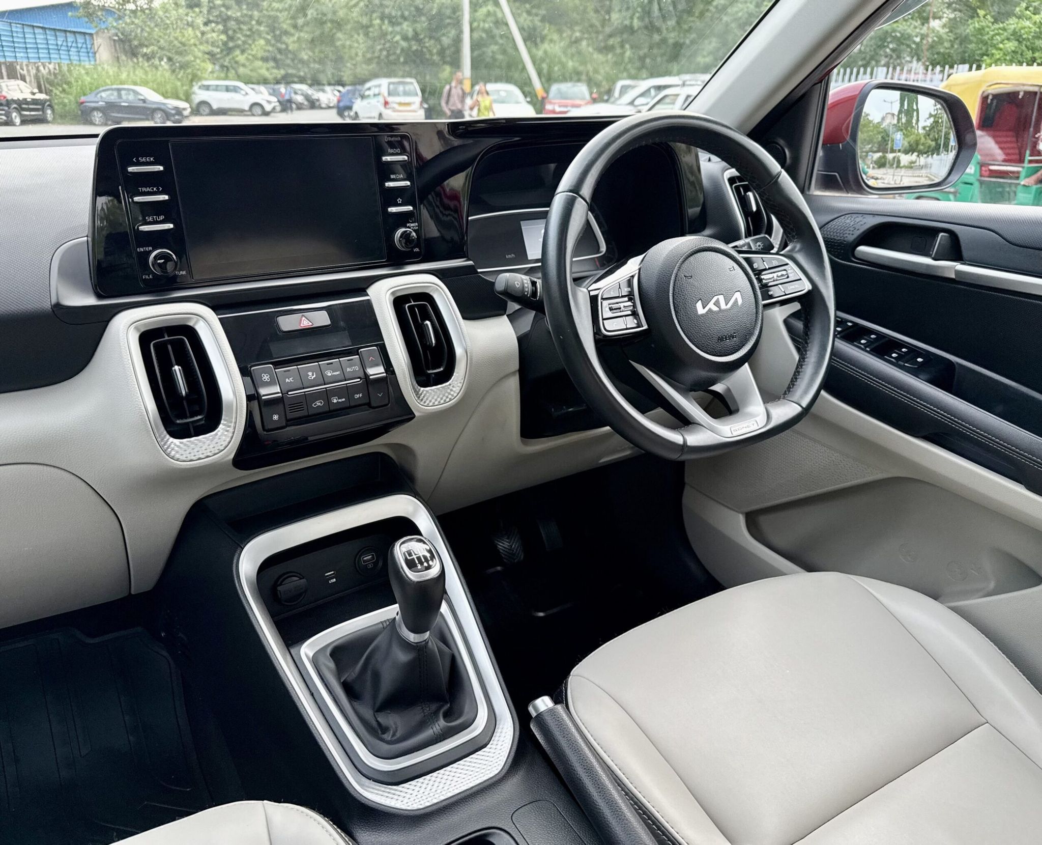 Kia Sonet | Petrol | Himachal Pradesh | 2022_10