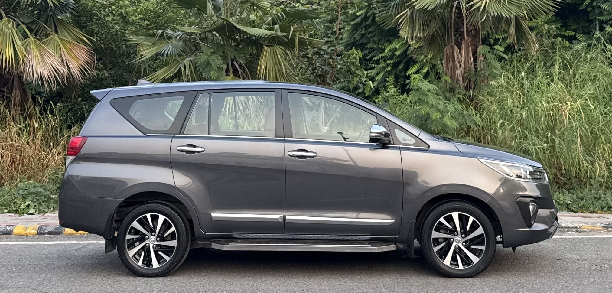 Toyota Innova Crysta | Petrol | Haryana | 2022_2