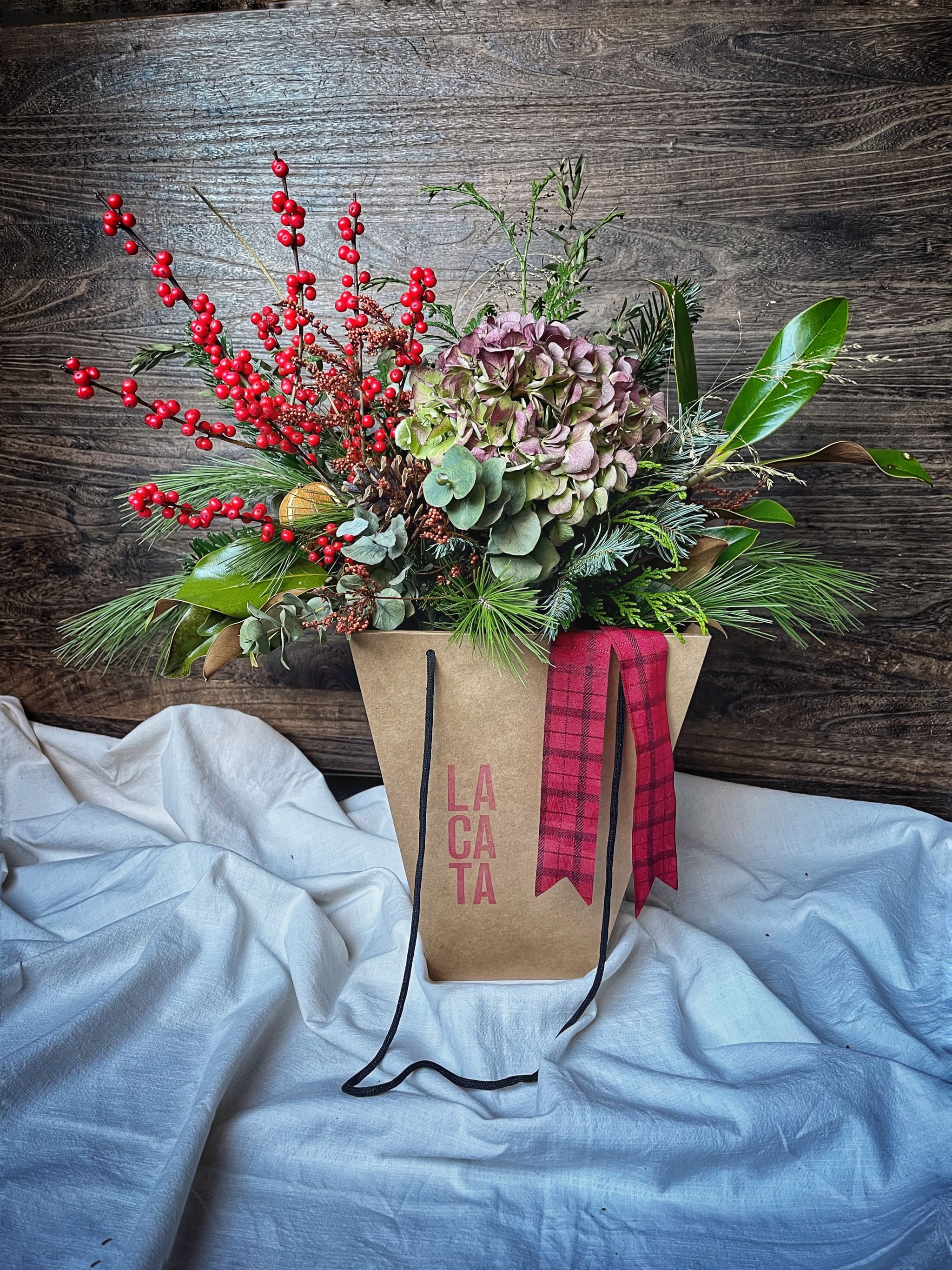 RAMO DE HORTENSIA E ILEX_3