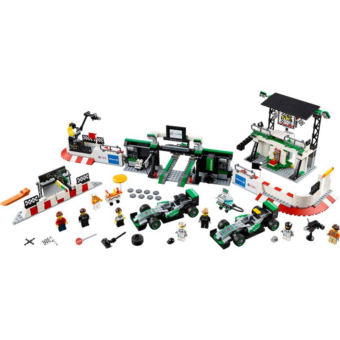 LEGO Mercedes AMG Petronas Formula One Team Set _1