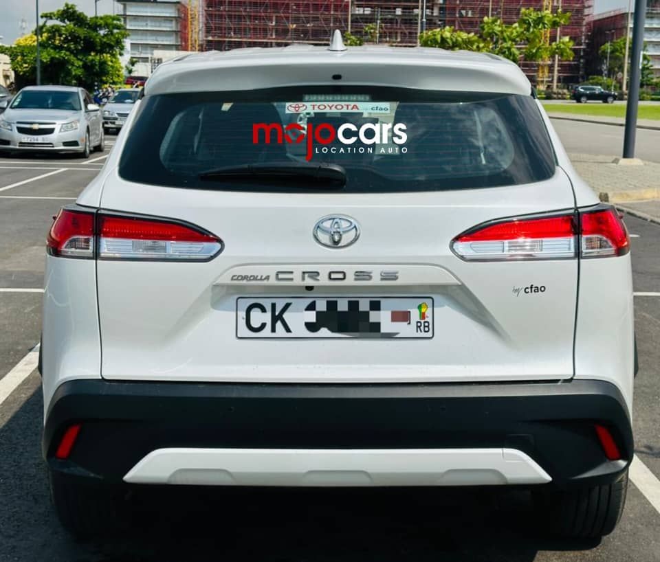 TOYOTA COROLLA CROSS 2025_7