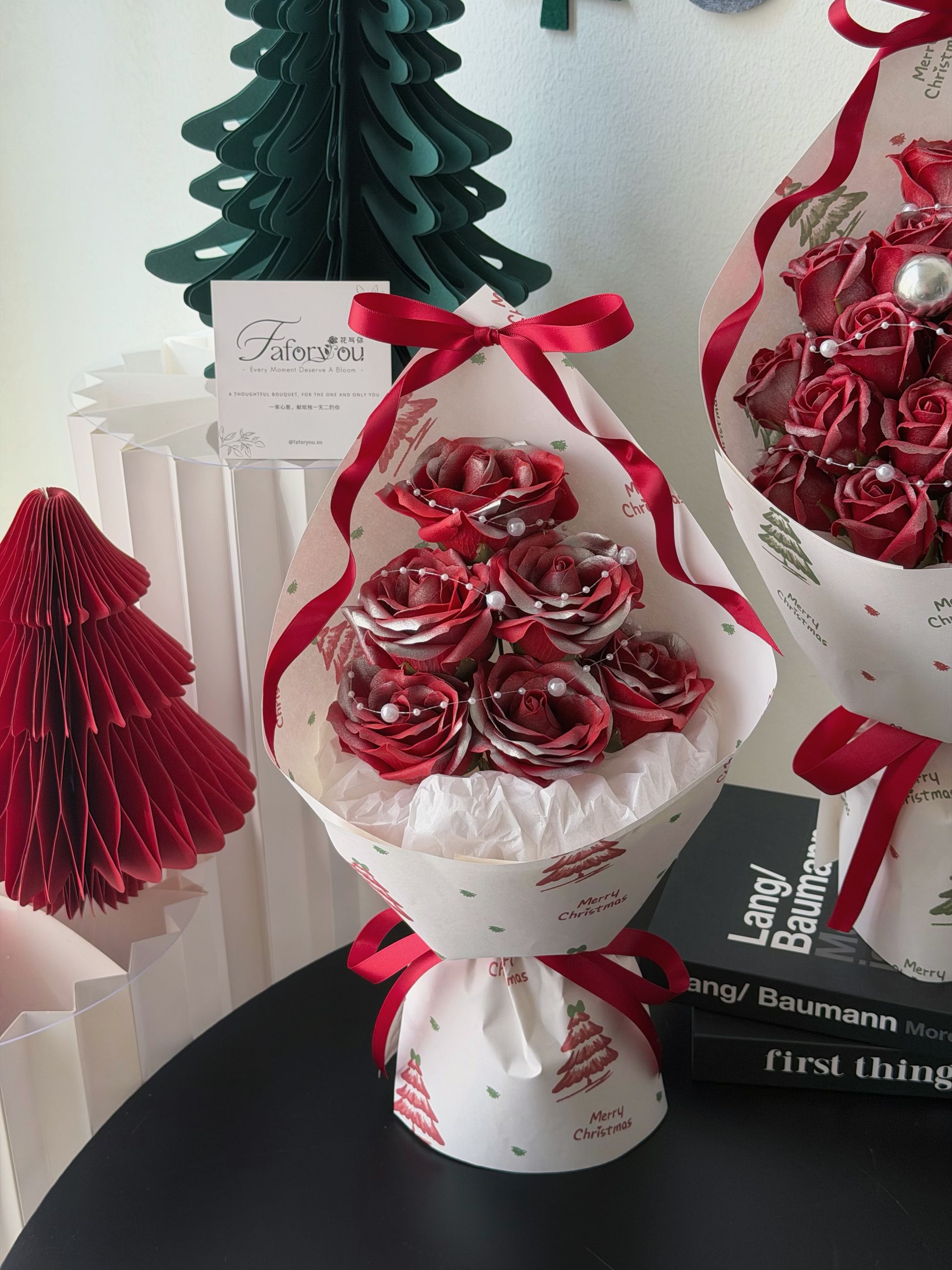 6 Stalk Christmas Tree Bouquet _1