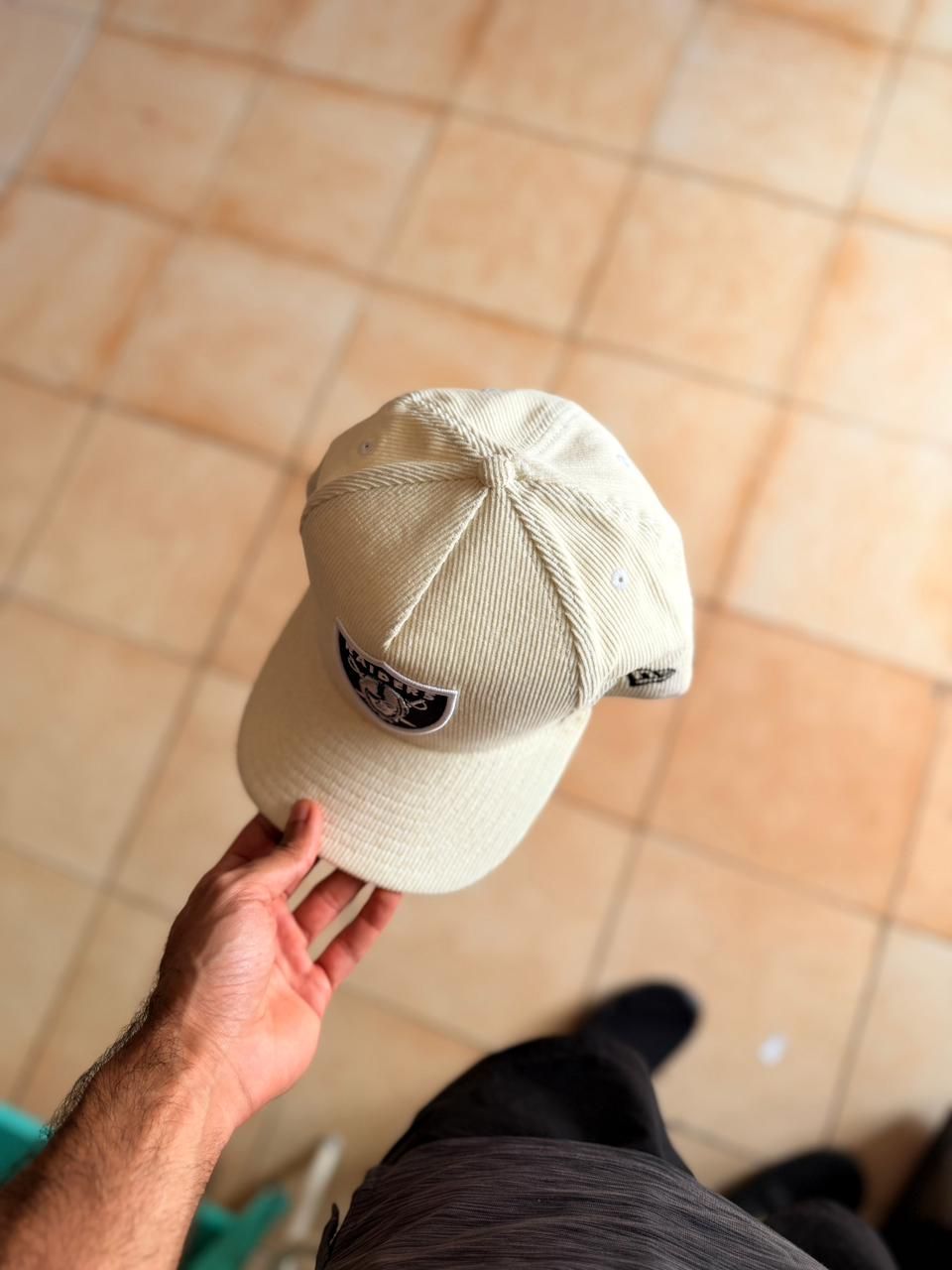 New Era 9 Fifty  - Las vegas Raiders Chrome Corduroy_4