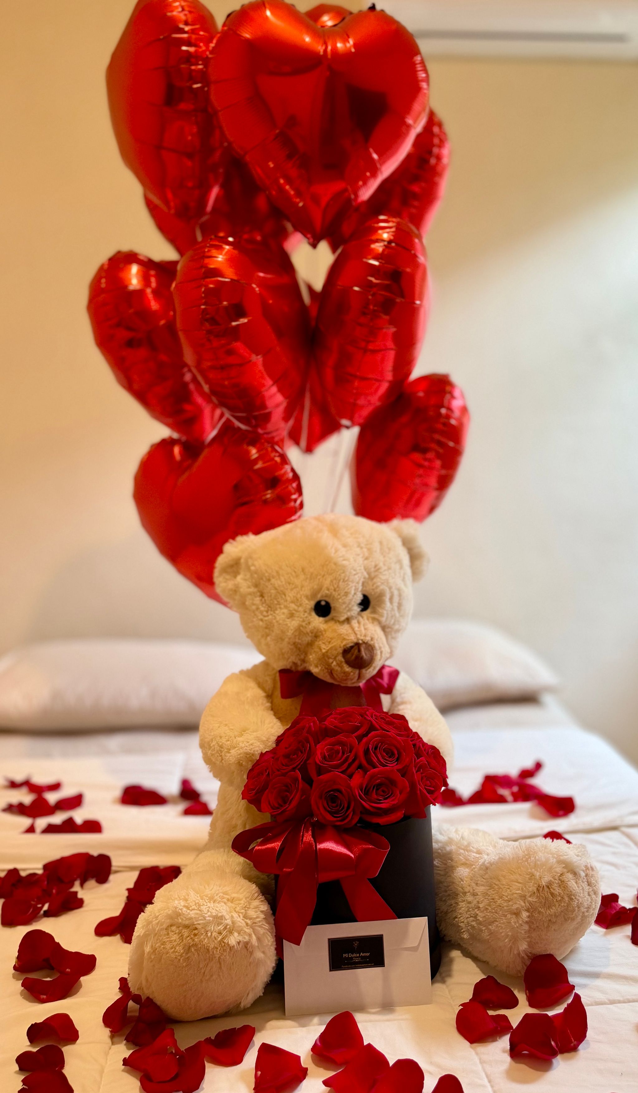 Love is in the air_0